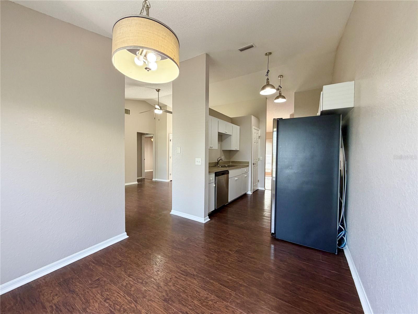 SAVANNA POINTE - Residential