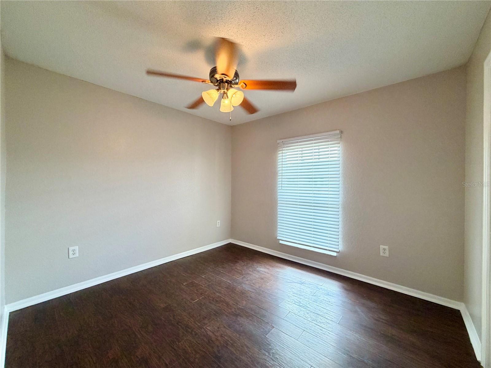 SAVANNA POINTE - Residential