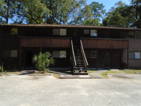 Photo of 7012 SW 6 Place #H, Gainesville, FL 32607 (MLS # GC534943)