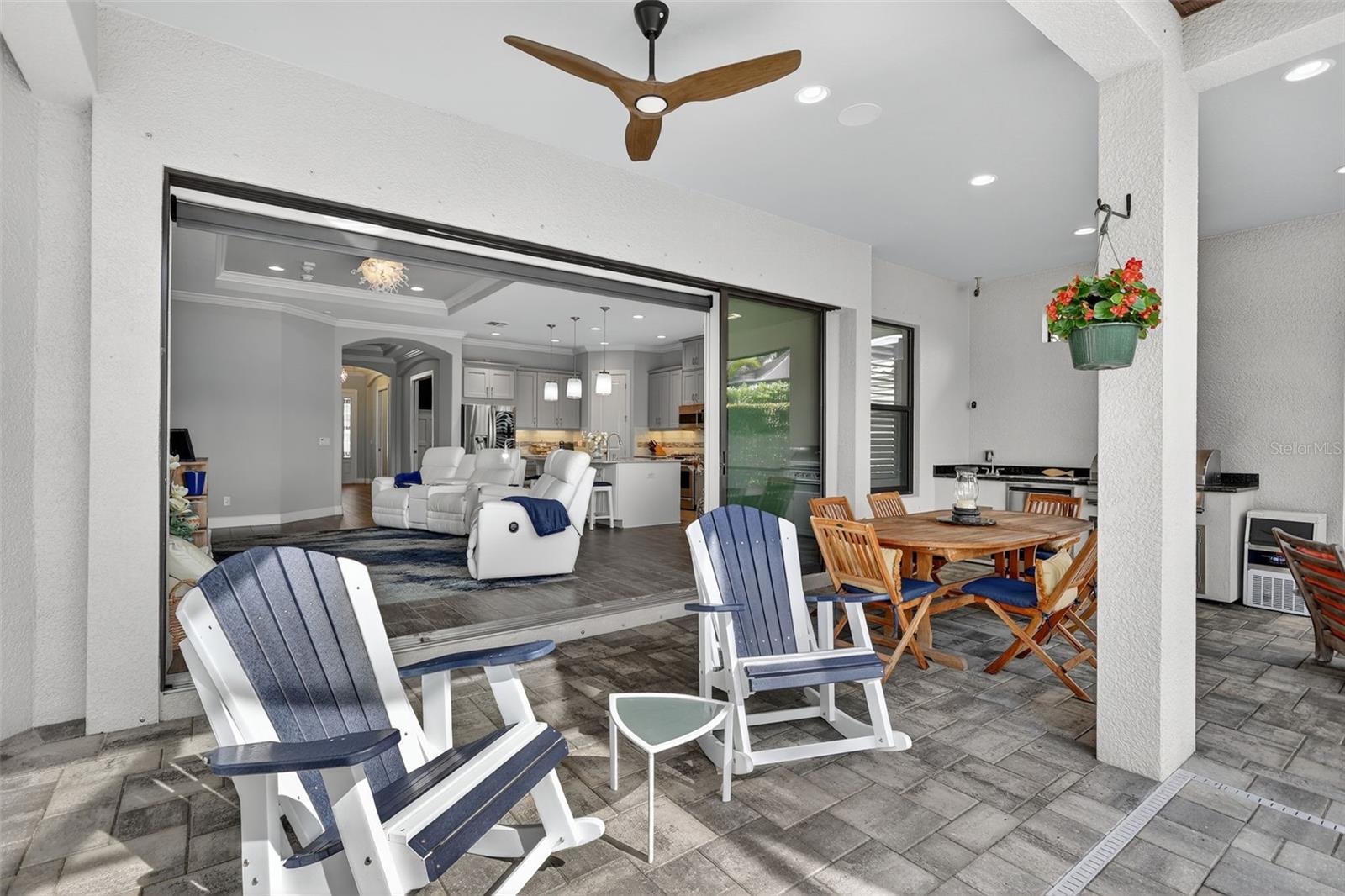 ESPLANADE GOLF AND COUNTRY CLUB - Residential