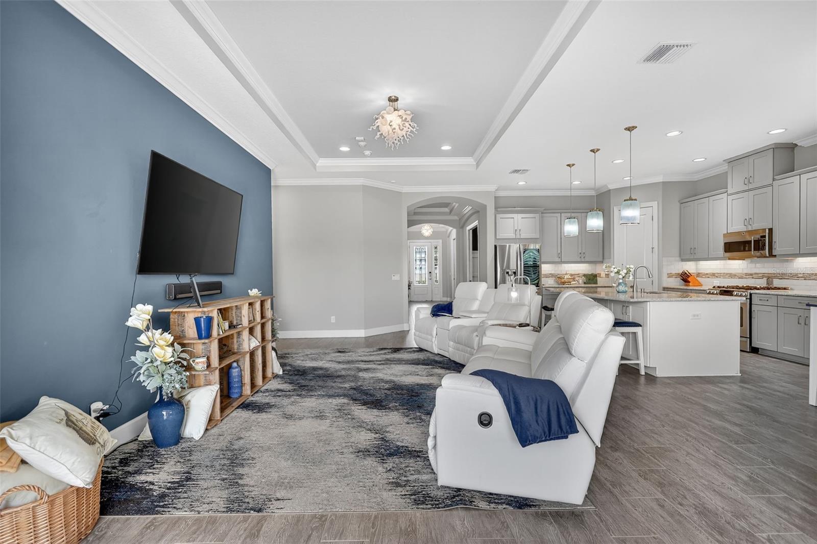 ESPLANADE GOLF AND COUNTRY CLUB - Residential