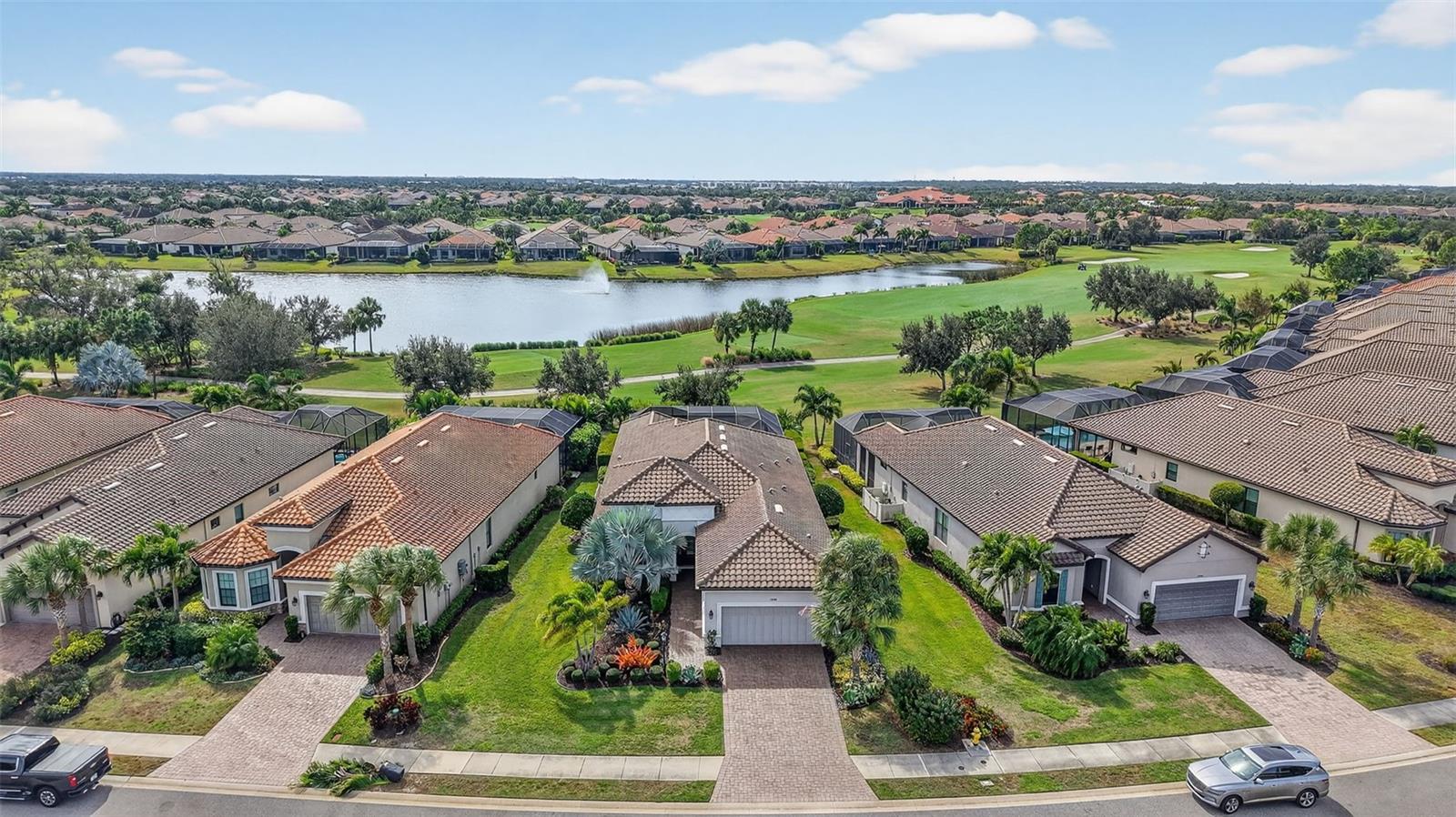 ESPLANADE GOLF AND COUNTRY CLUB - Residential