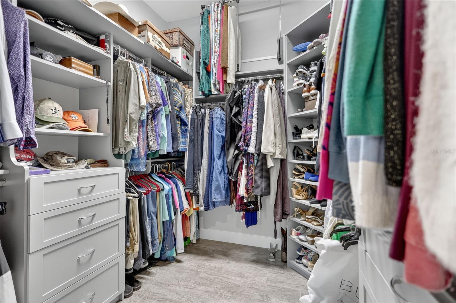 ESPLANADE GOLF AND COUNTRY CLUB - Residential