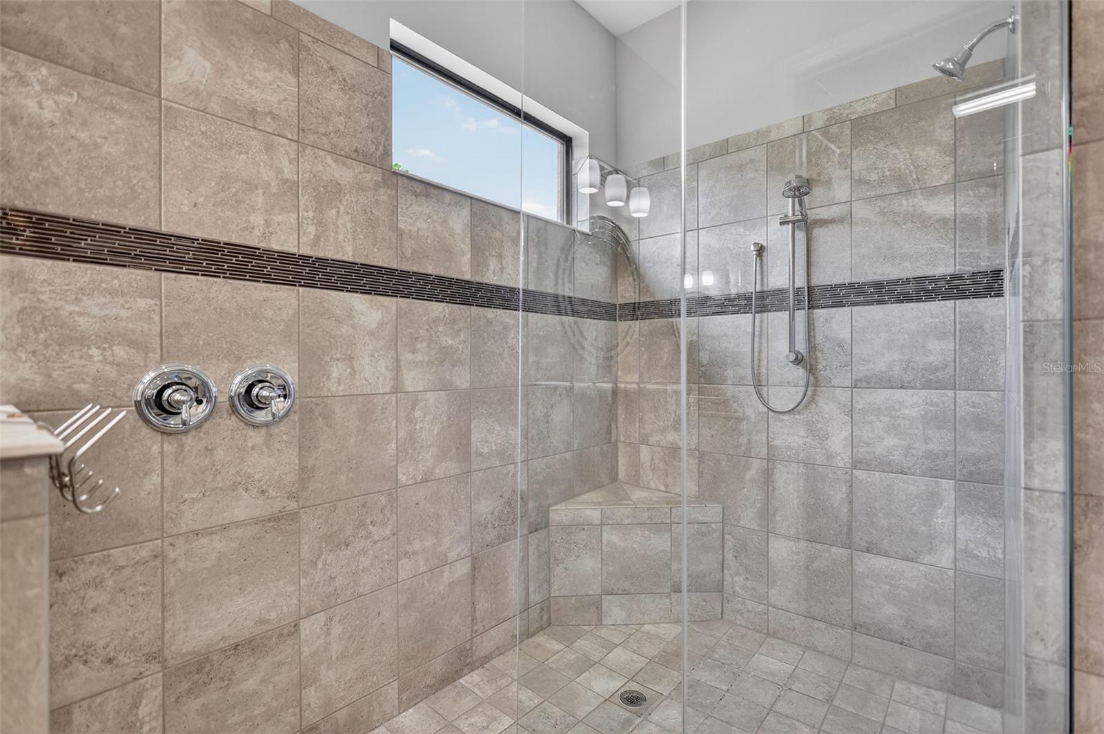 ESPLANADE GOLF AND COUNTRY CLUB - Residential