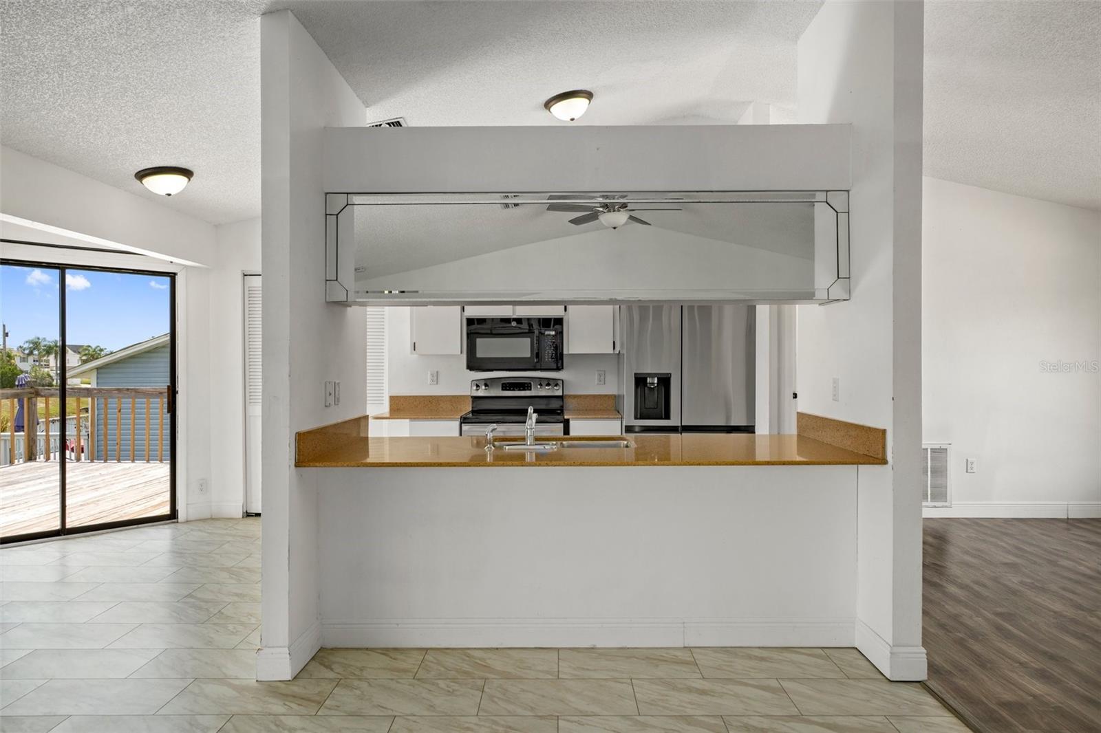 HERNANDO BEACH - Residential