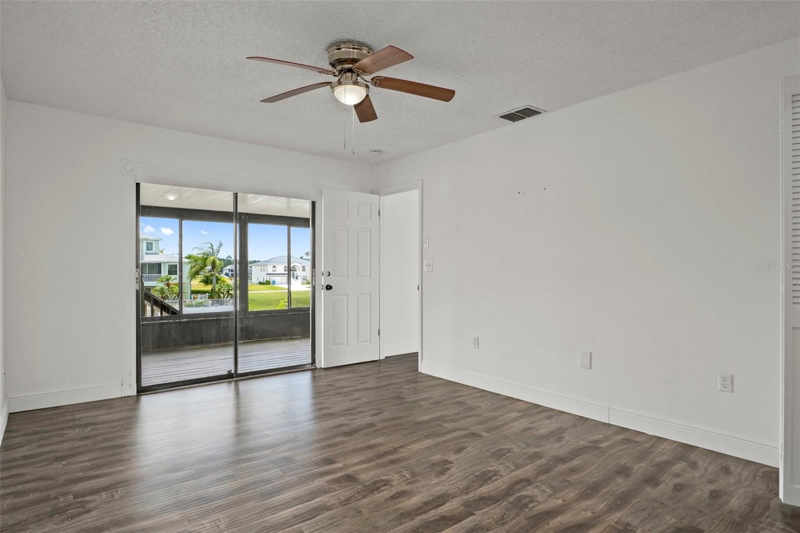 HERNANDO BEACH - Residential