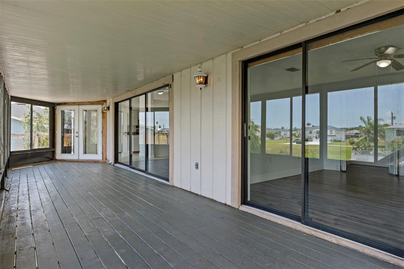 HERNANDO BEACH - Residential