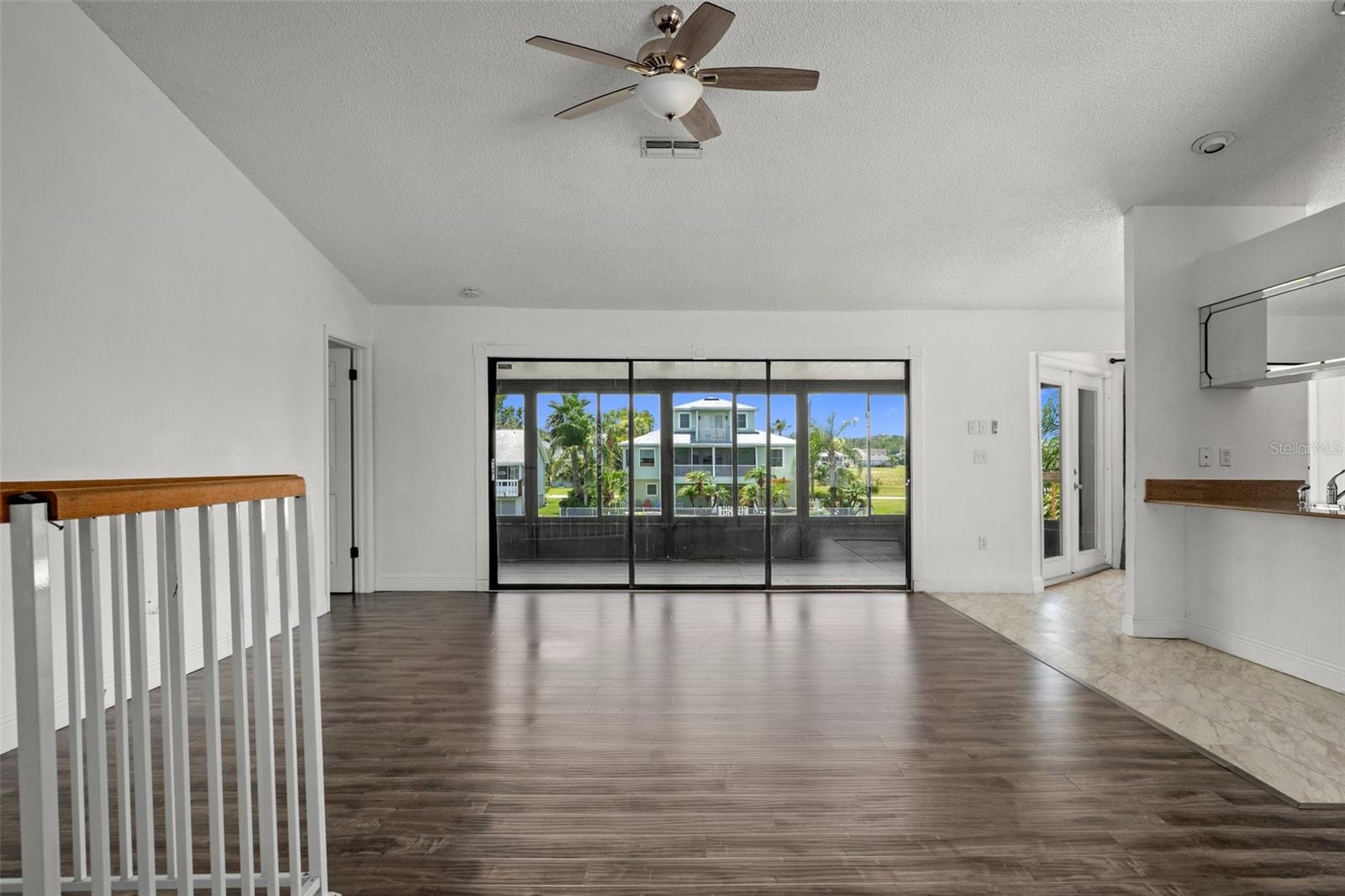 HERNANDO BEACH - Residential