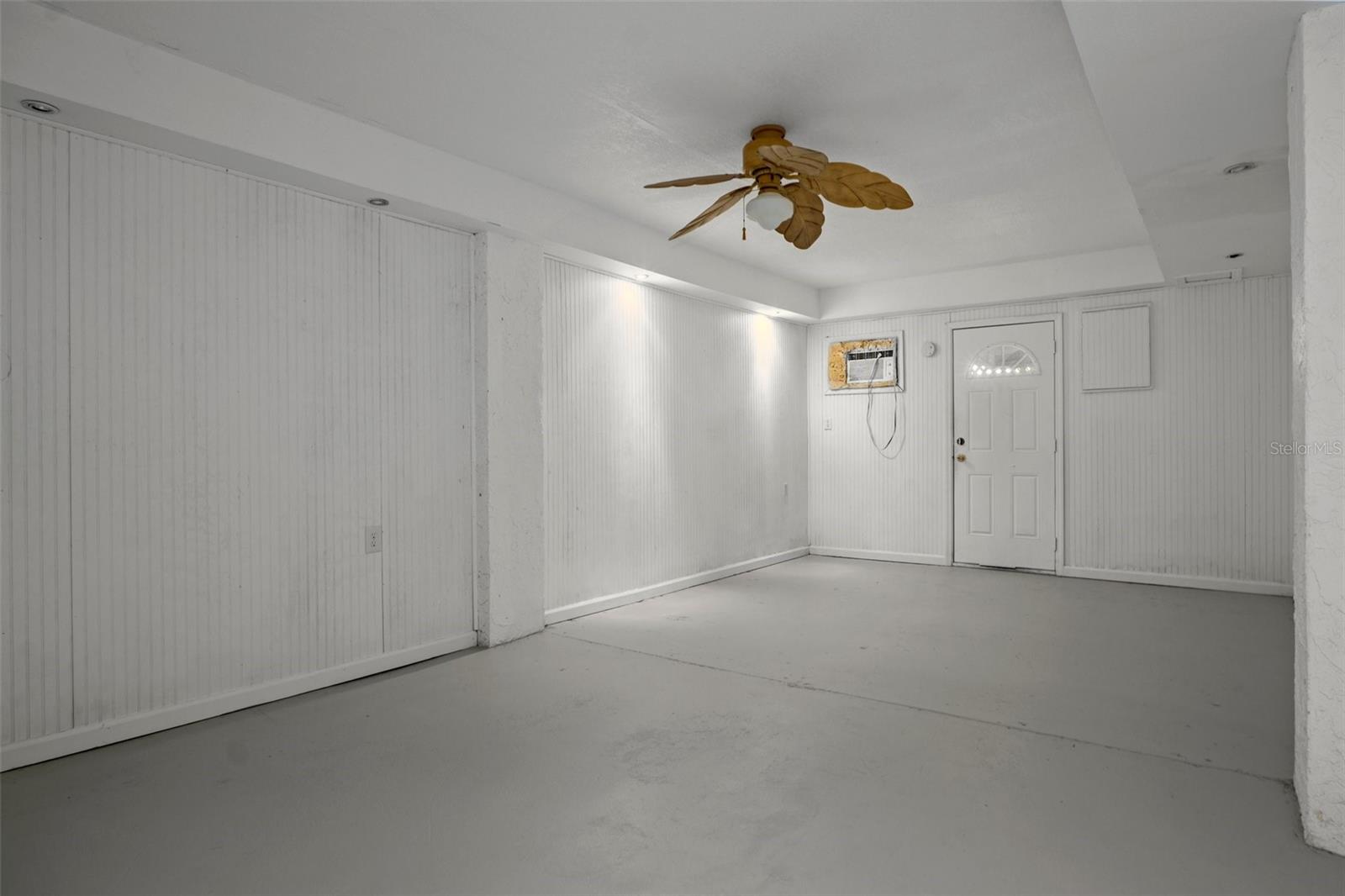 HERNANDO BEACH - Residential