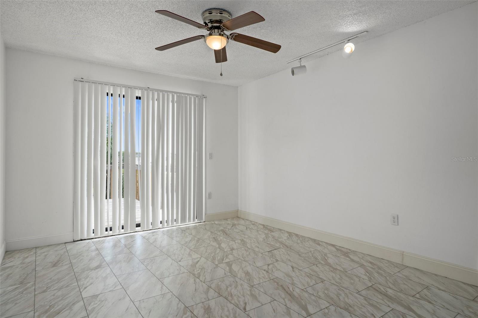 HERNANDO BEACH - Residential