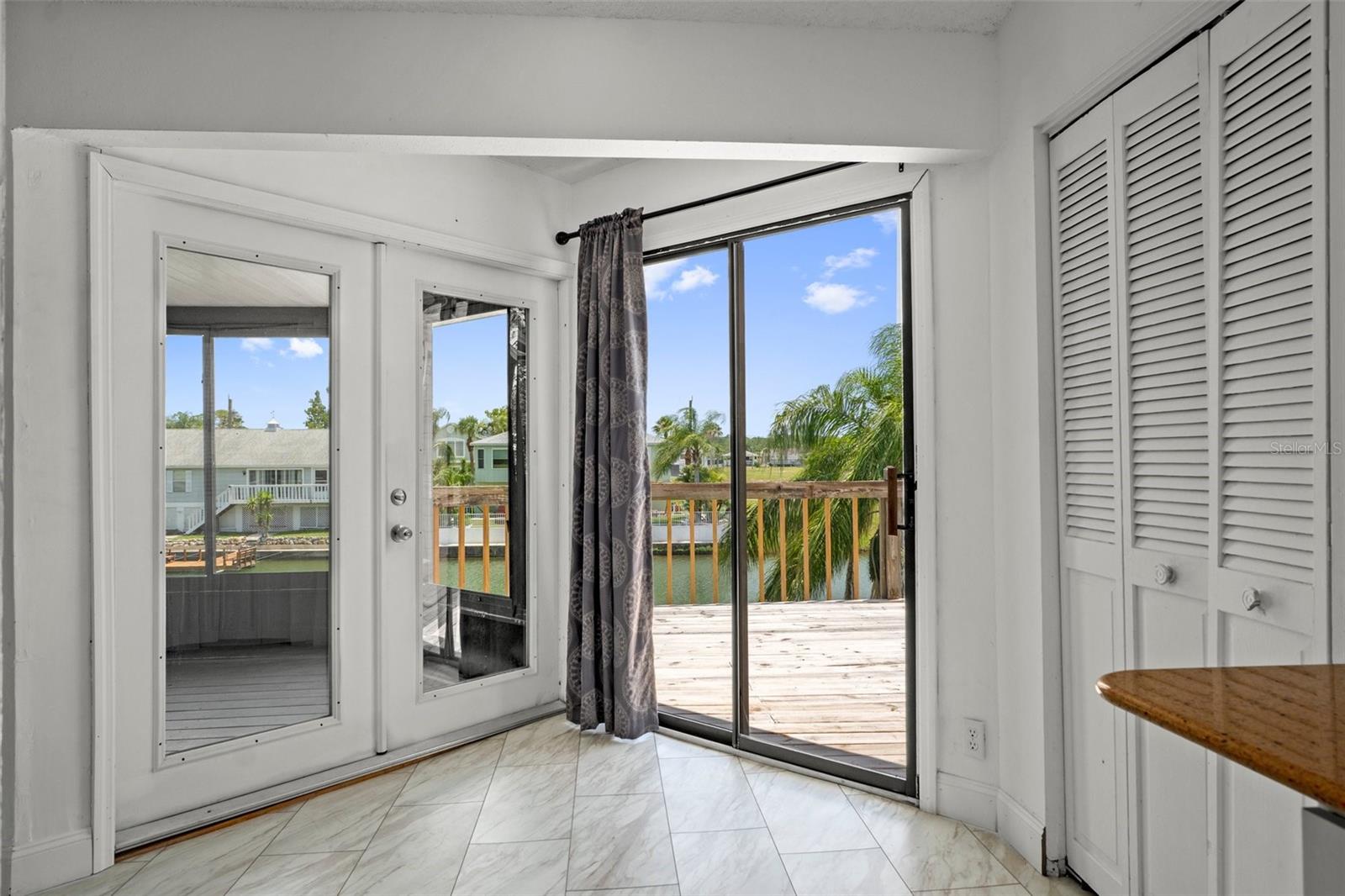 HERNANDO BEACH - Residential