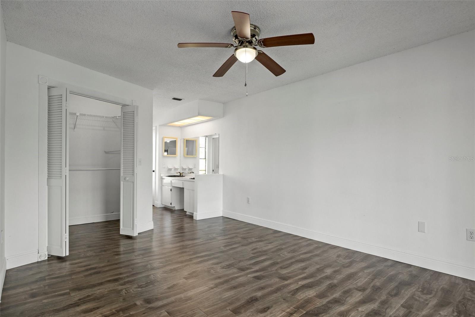 HERNANDO BEACH - Residential