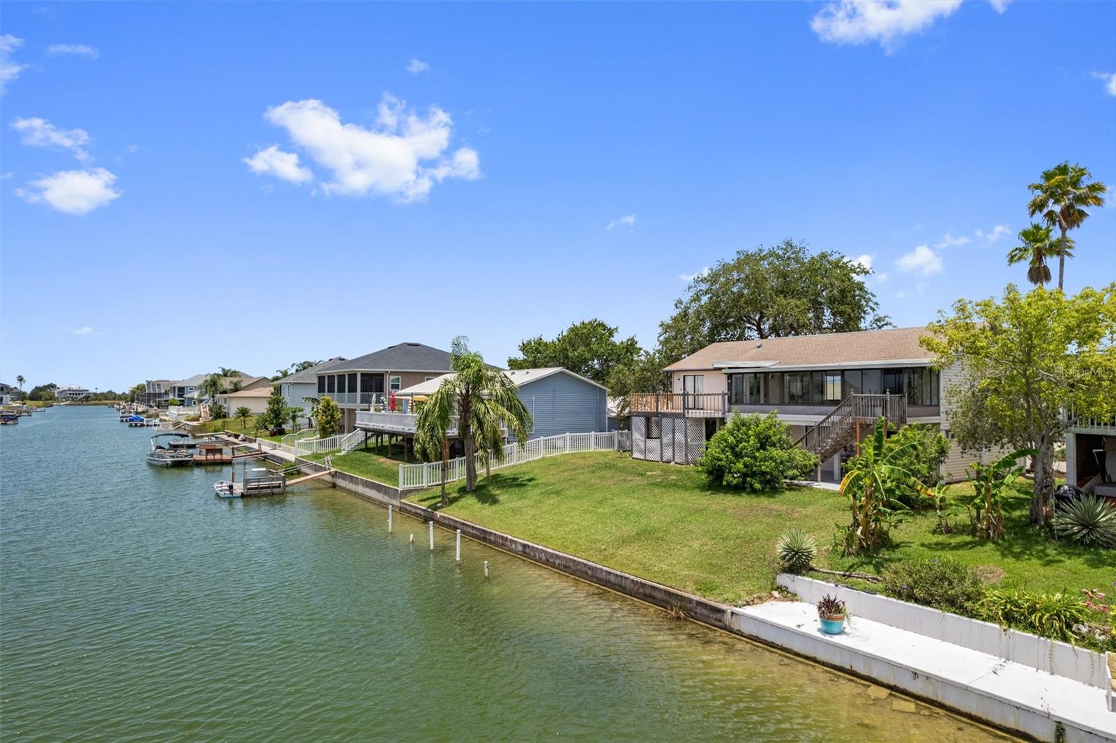 HERNANDO BEACH - Residential