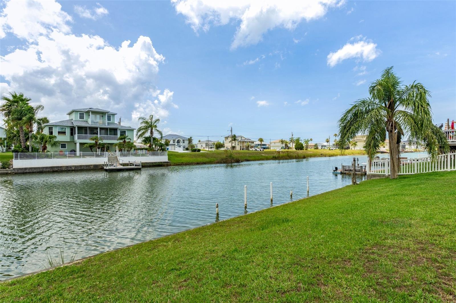 HERNANDO BEACH - Residential