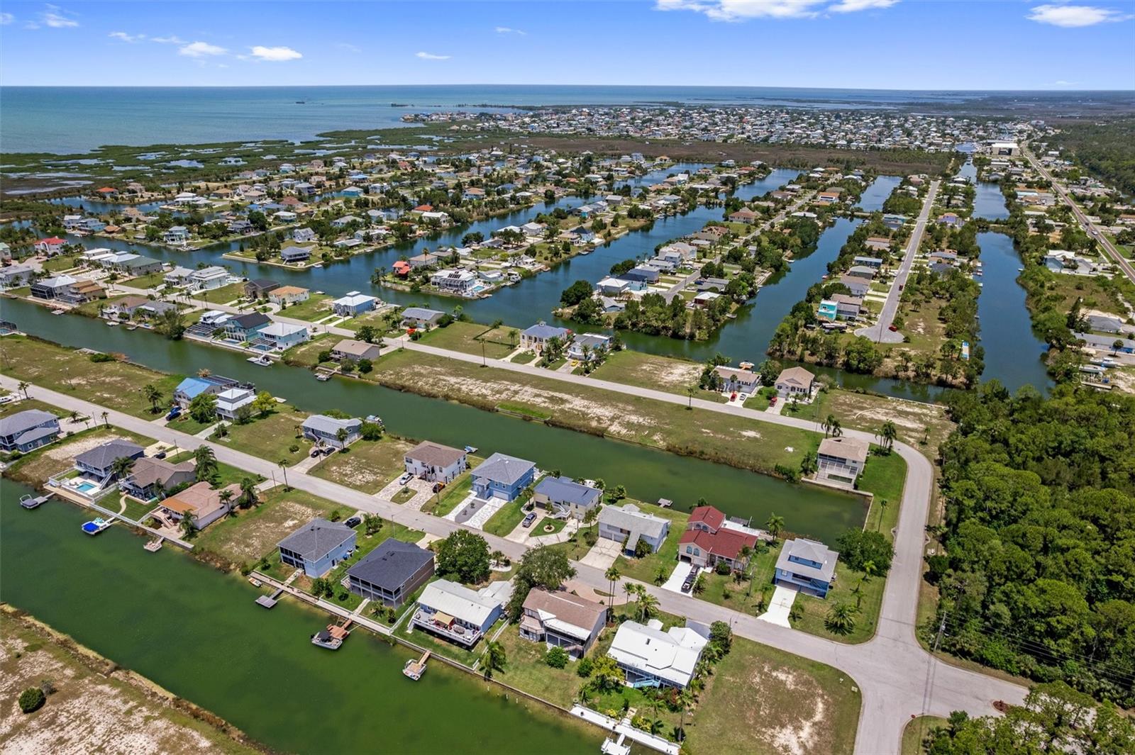 HERNANDO BEACH - Residential