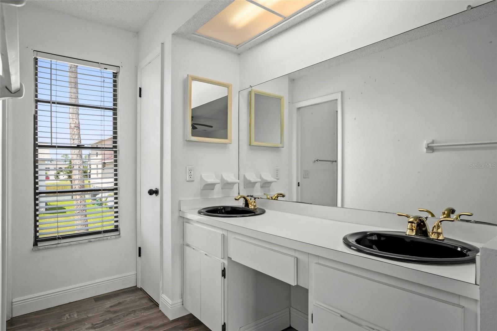 HERNANDO BEACH - Residential