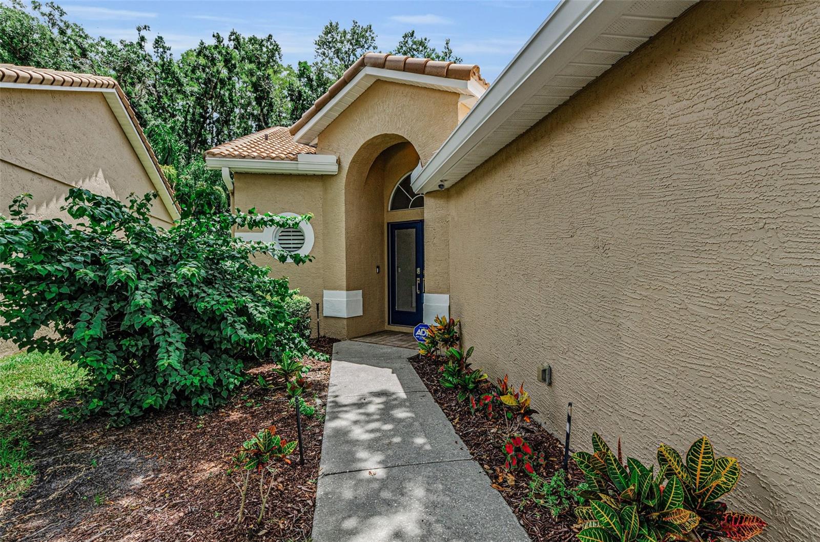 5250 PINEHURST COURT