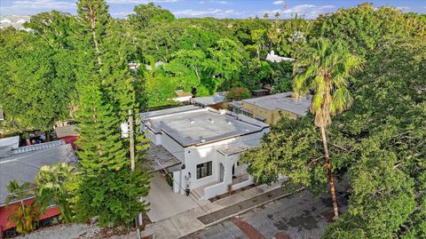 A home in SARASOTA