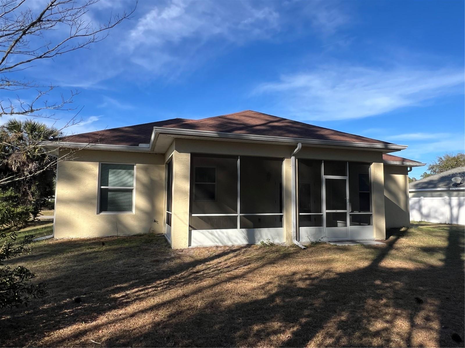 SOUTHWEST QUADRANT PH 01-04 - Residential Lease