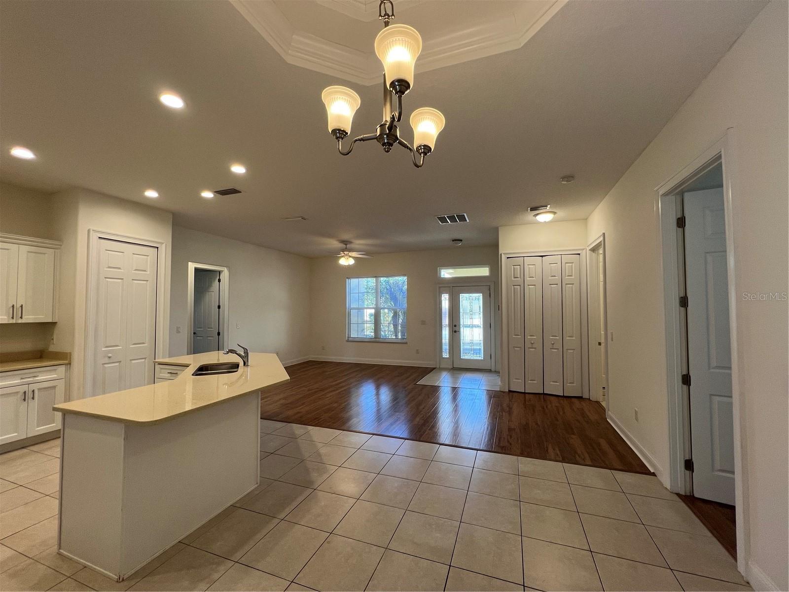 SOUTHWEST QUADRANT PH 01-04 - Residential Lease