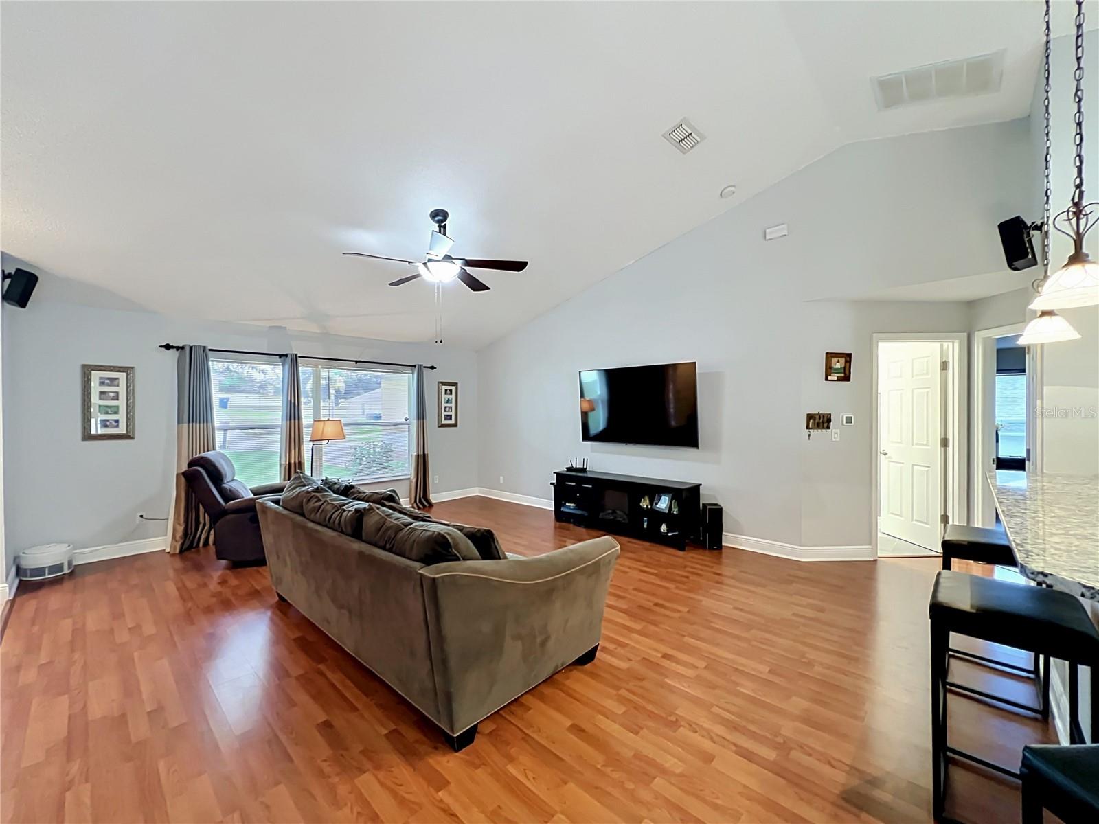 MINNEOLA OAK VALLEY PH 03 LT 362 PB 50 - Residential