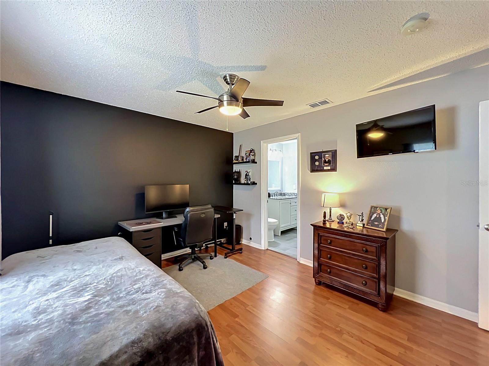 MINNEOLA OAK VALLEY PH 03 LT 362 PB 50 - Residential