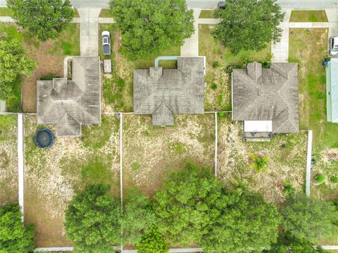 Tiny photo for 1123 Lakeview Oaks Drive, Minneola, FL 34715 (MLS # S5151017)