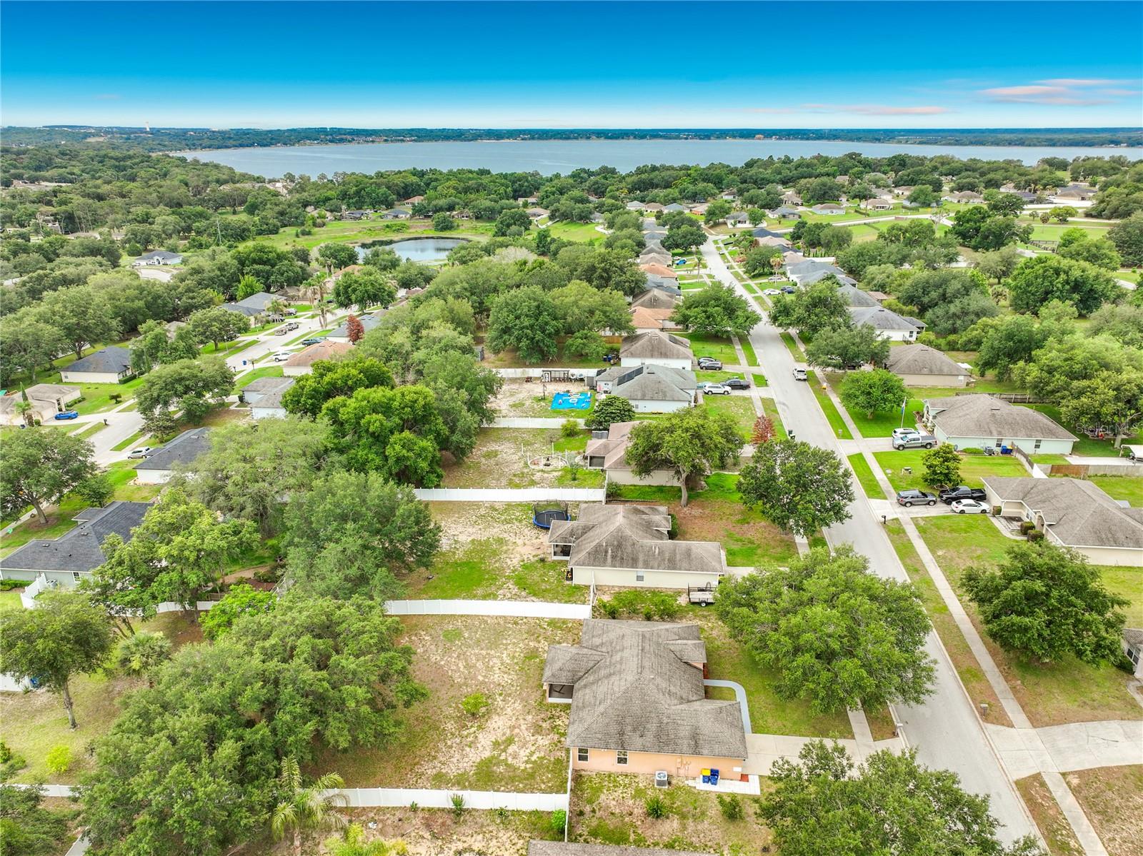 MINNEOLA OAK VALLEY PH 03 LT 362 PB 50 - Residential