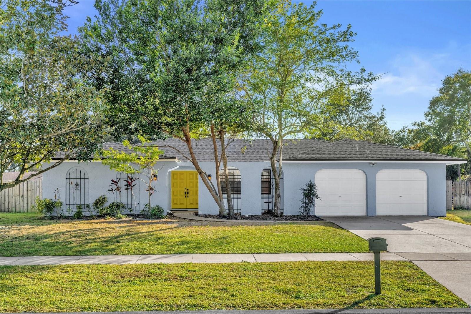 Casas a venda 1 - Jen Dantas 8208 BANYAN BOULEVARD