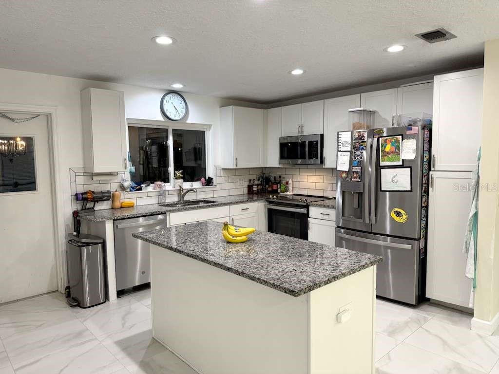 8208 BANYAN BOULEVARD