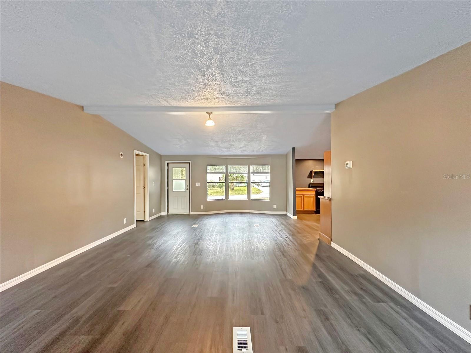 3860 NE 60TH COURT