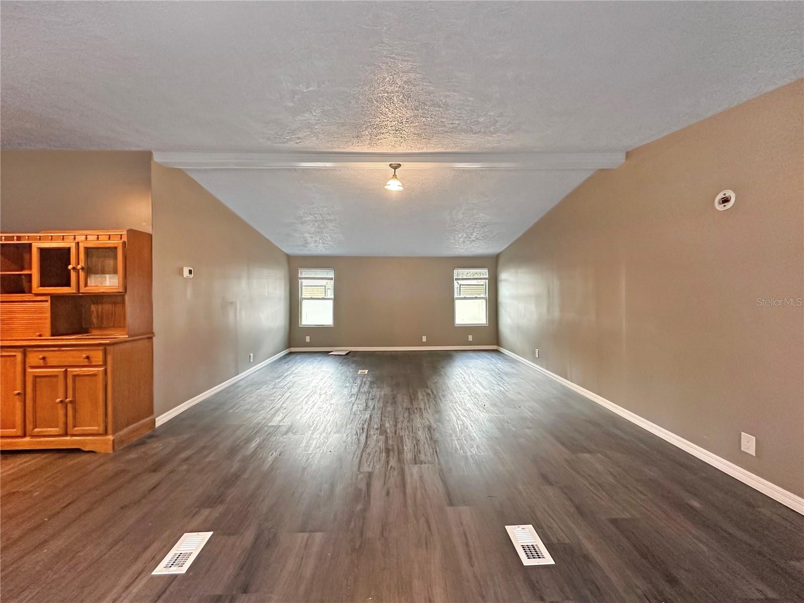3860 NE 60TH COURT