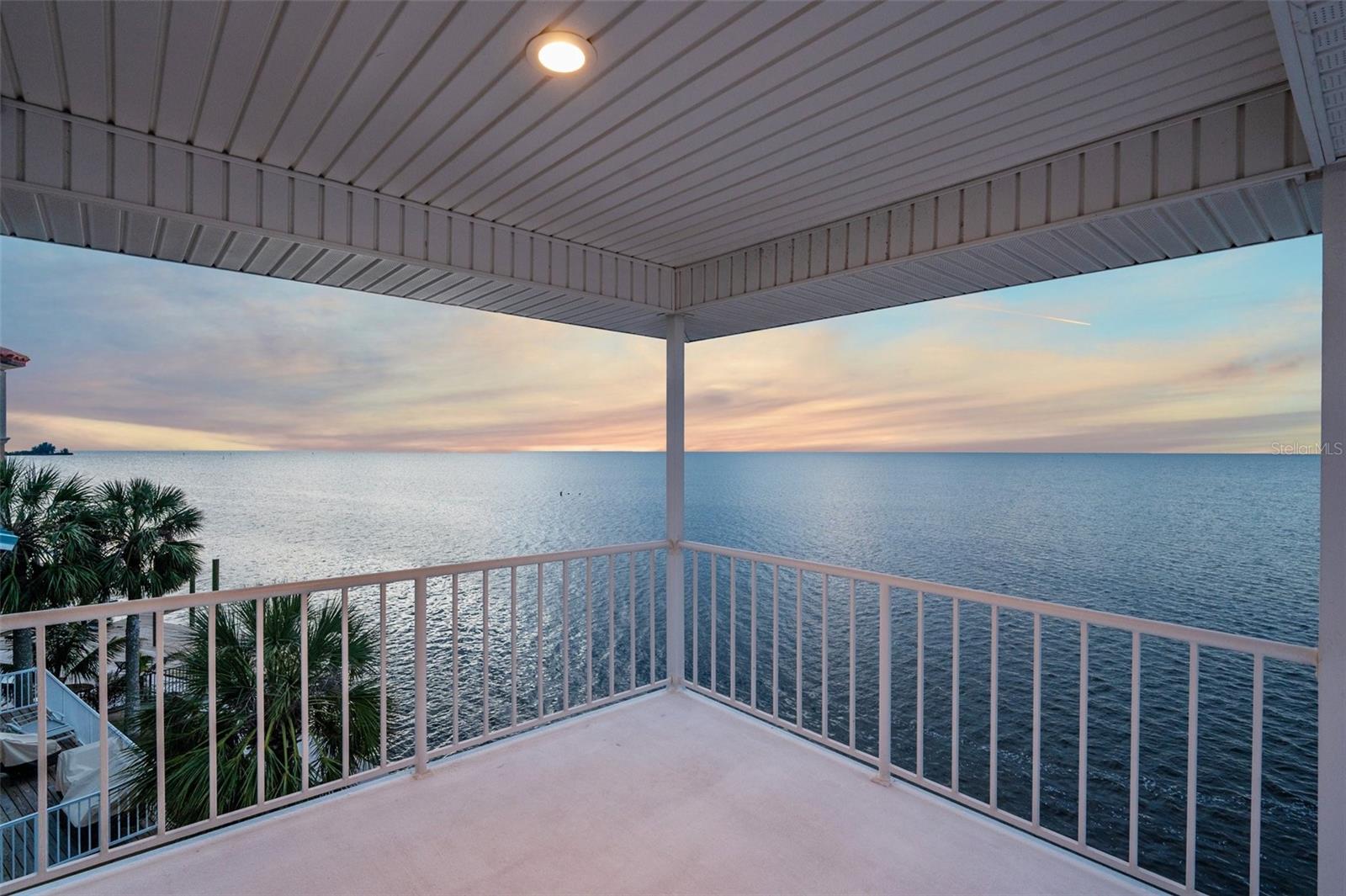 6423 DRIFTWOOD DRIVE