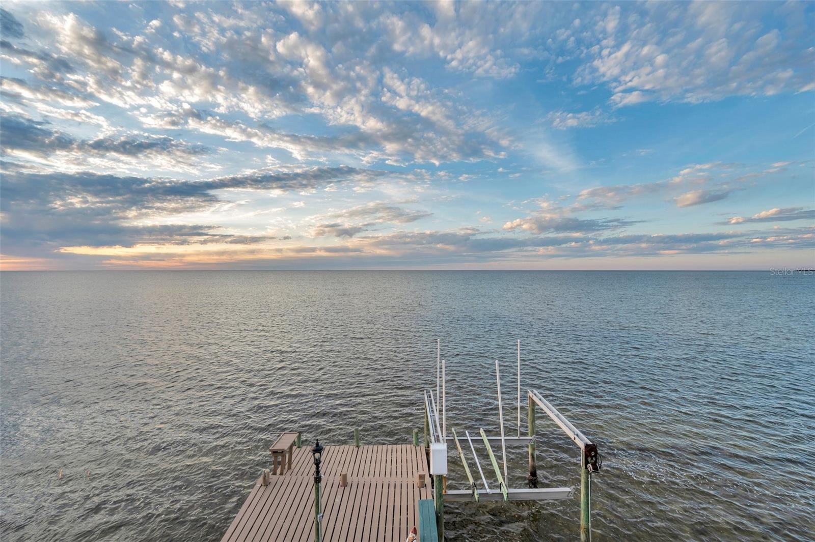 6423 DRIFTWOOD DRIVE