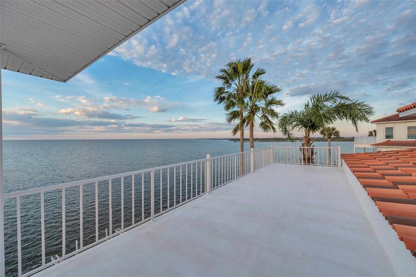 6423 DRIFTWOOD DRIVE