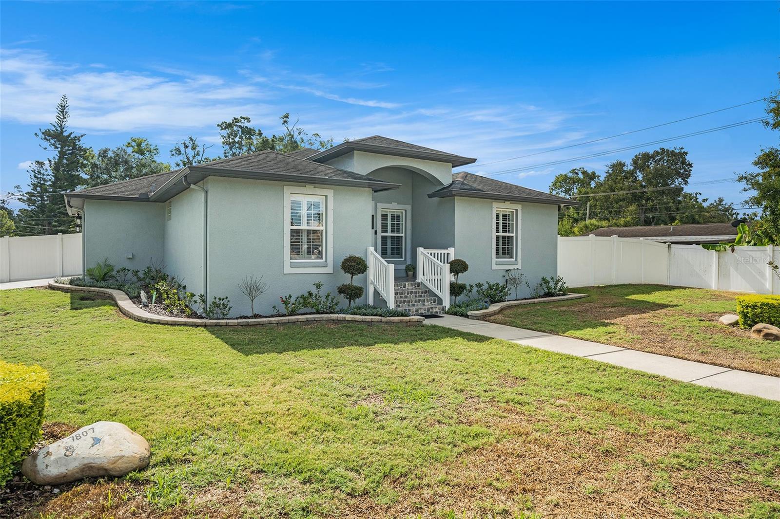 7807 N PACKWOOD AVENUE