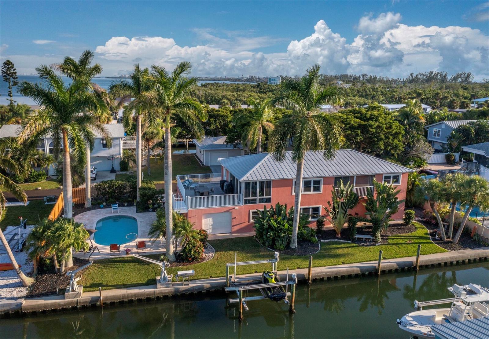 LONGBOAT KEY - Residential