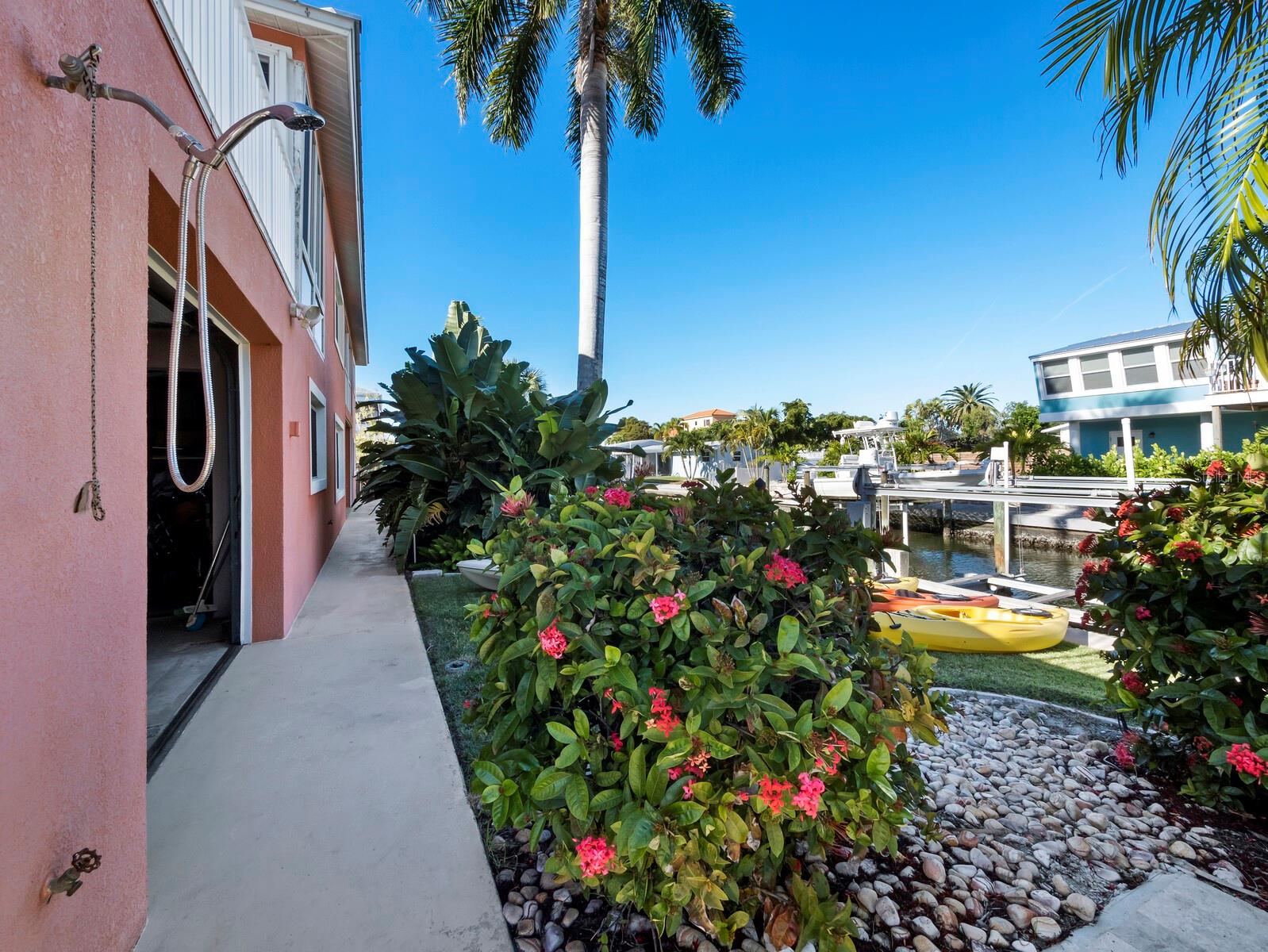 LONGBOAT KEY - Residential