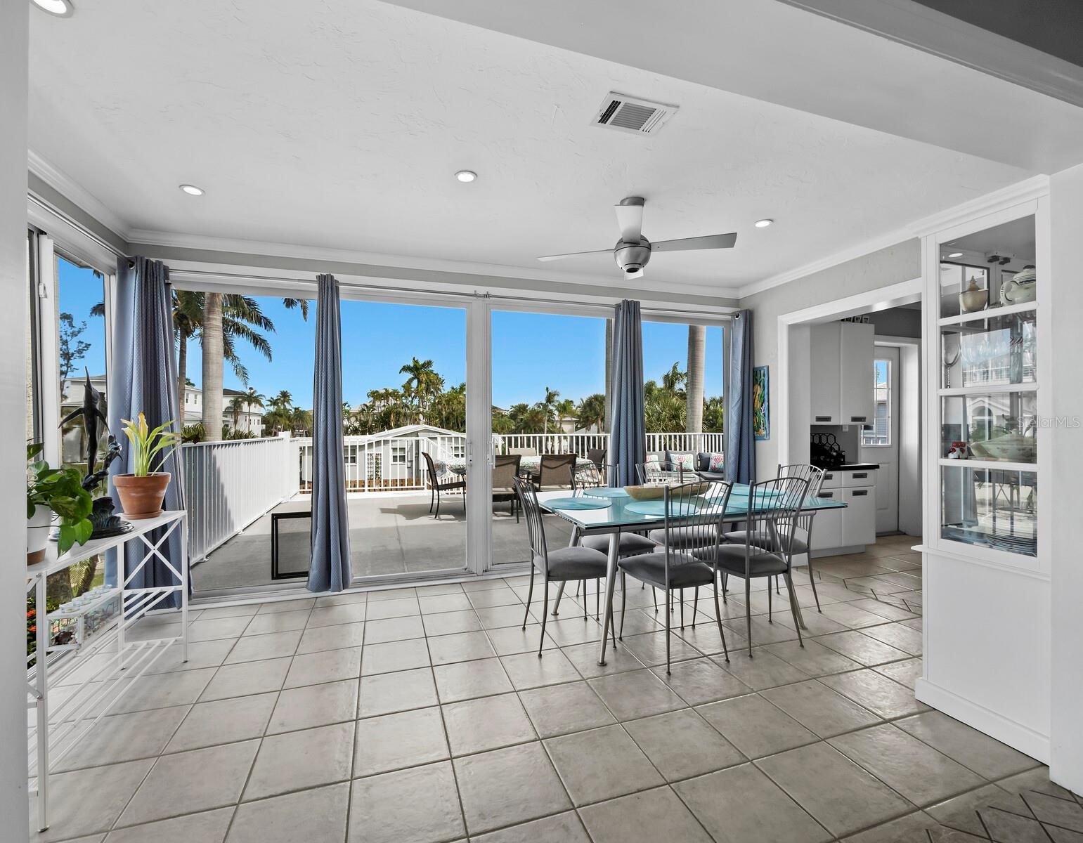 LONGBOAT KEY - Residential
