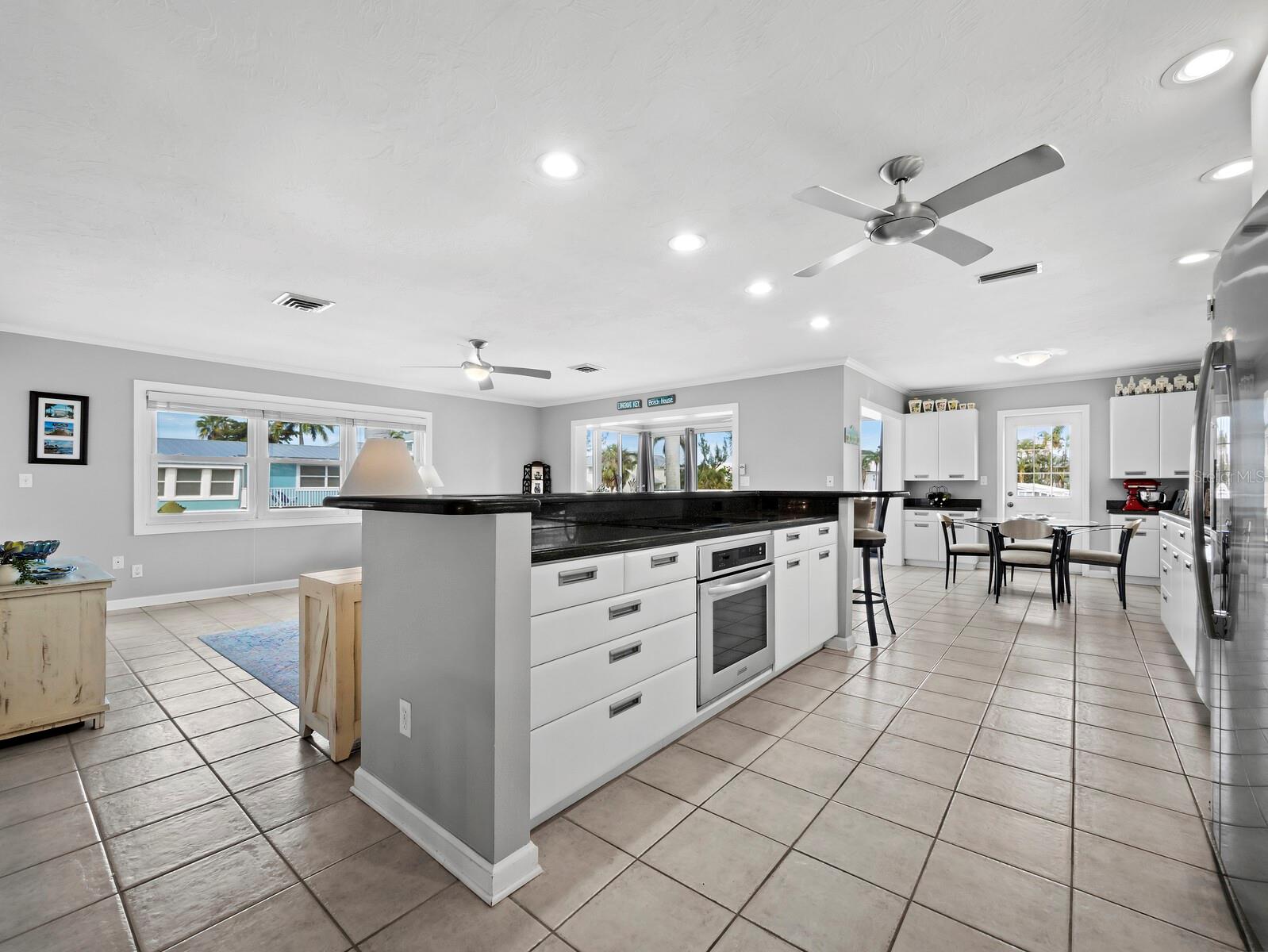 LONGBOAT KEY - Residential