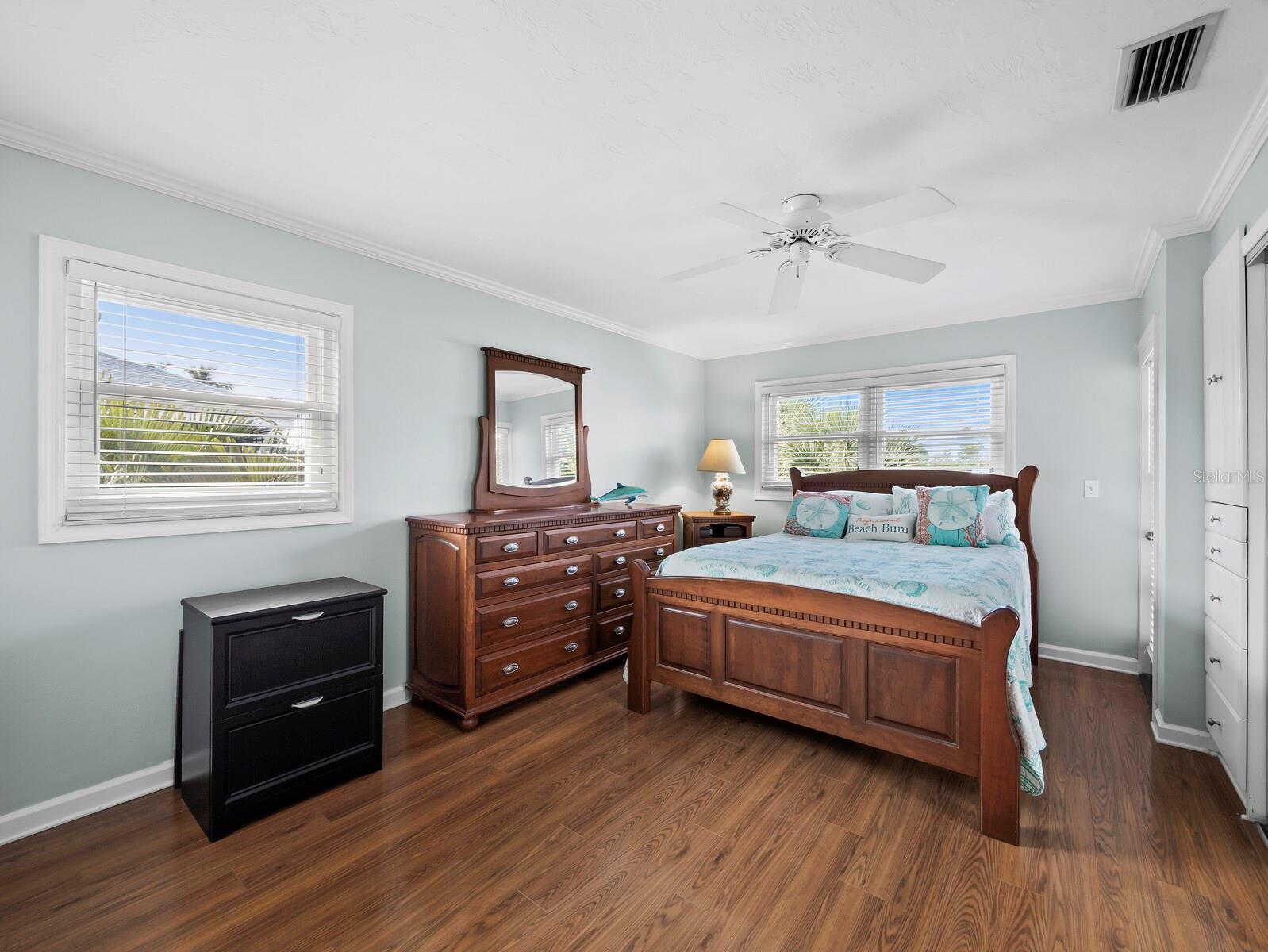 LONGBOAT KEY - Residential