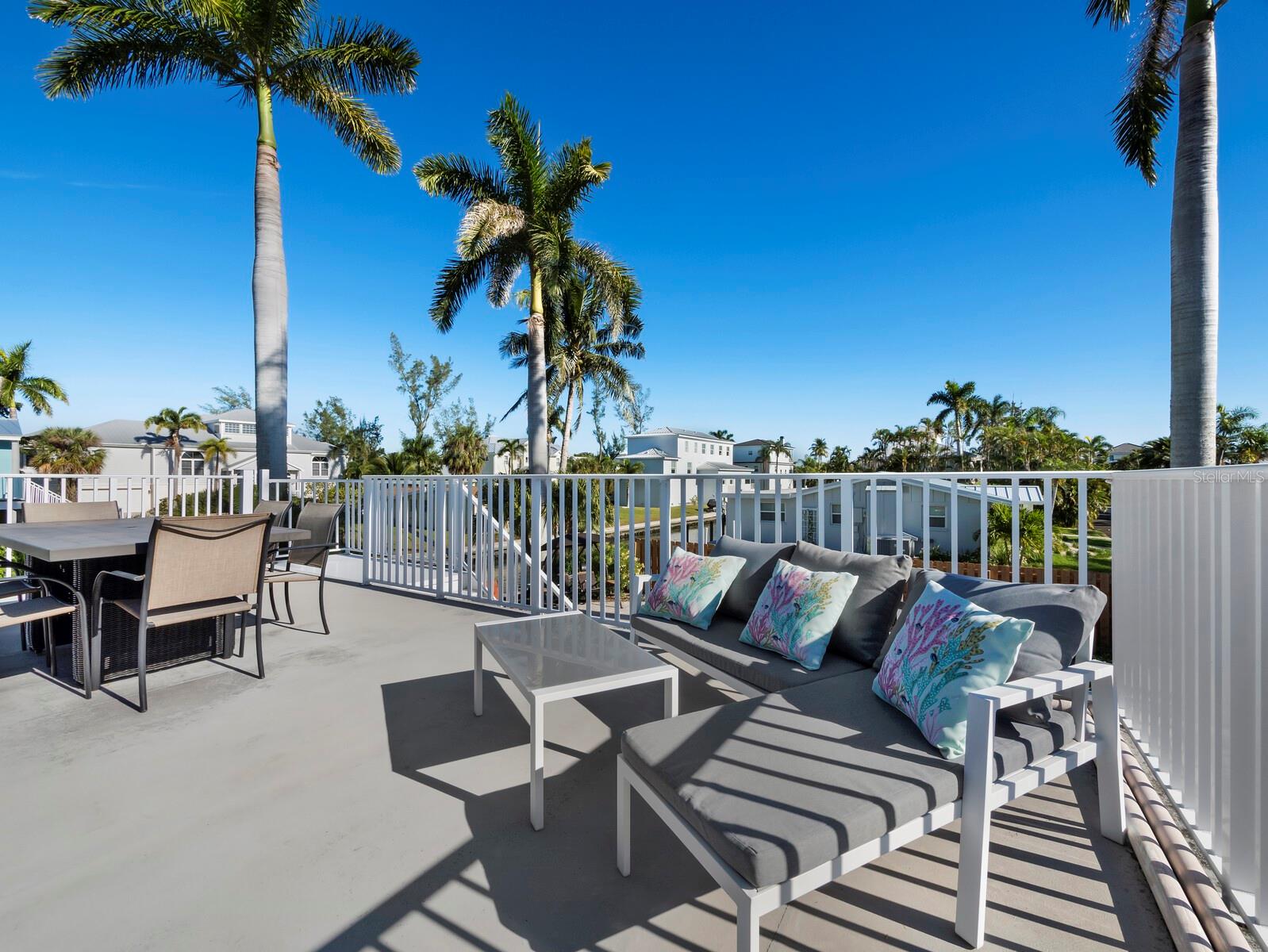 LONGBOAT KEY - Residential