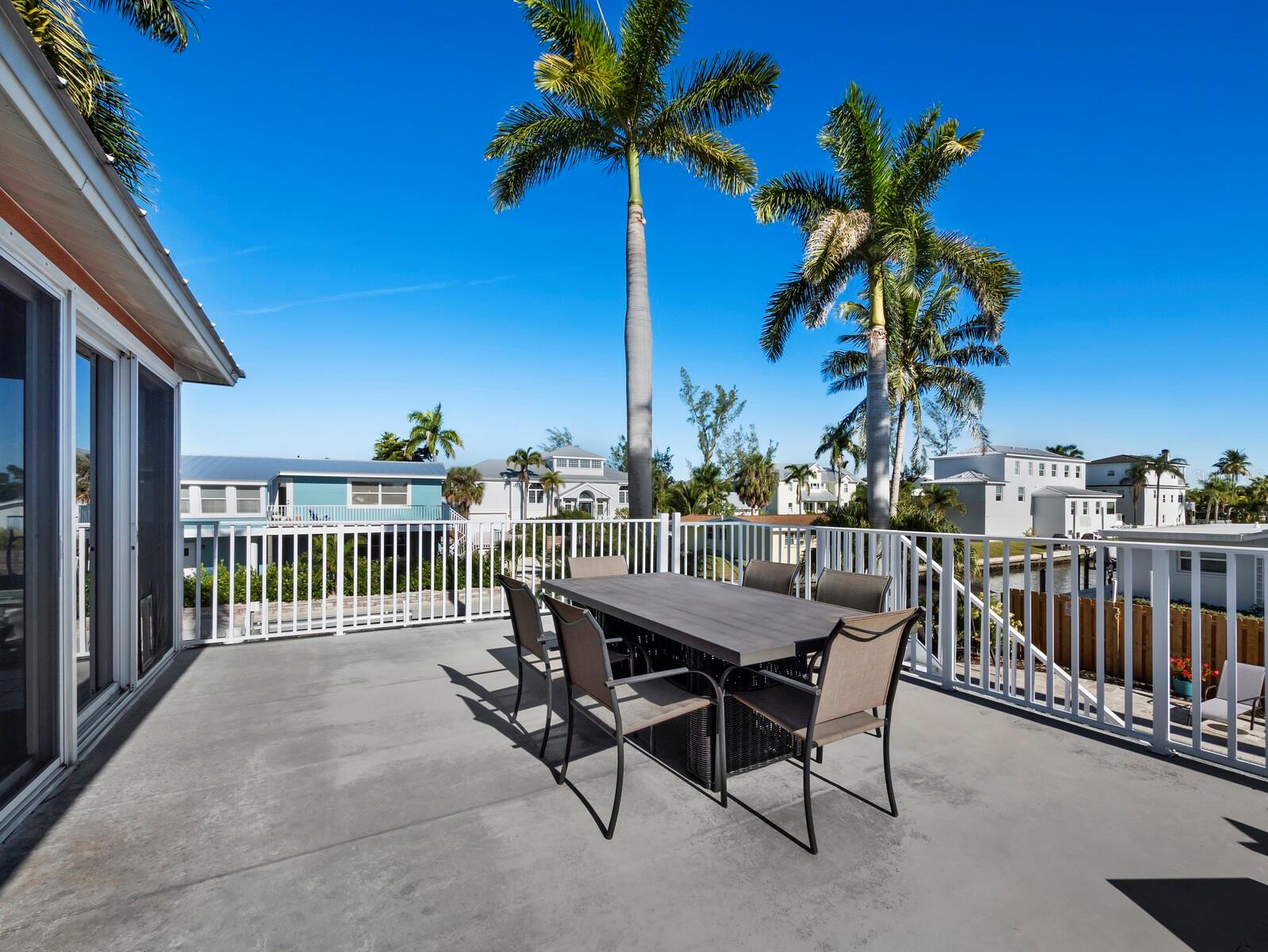 LONGBOAT KEY - Residential