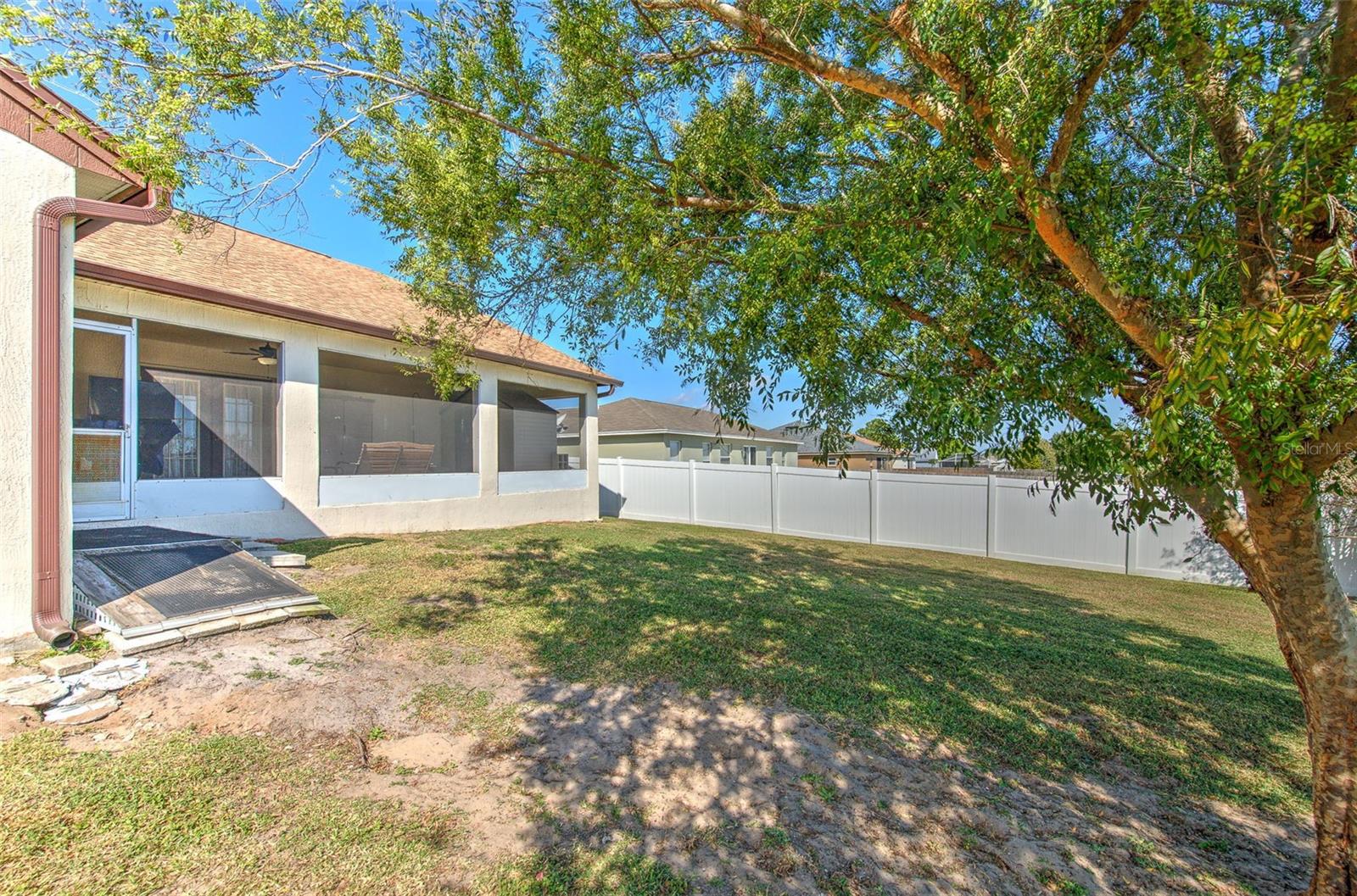 HIGHLANDS AT CREWS LAKE WEST - Residential