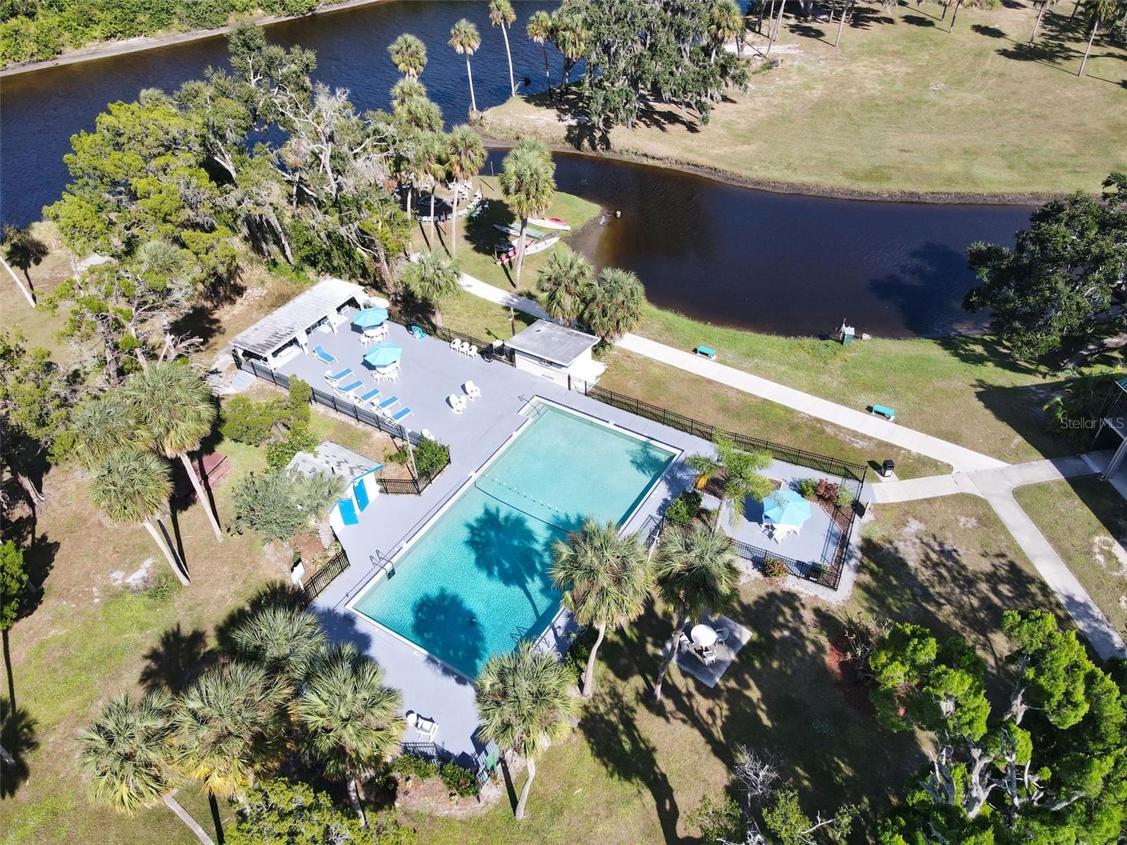 THE VILLAS AT CHRISTIAN RETREAT - Residential