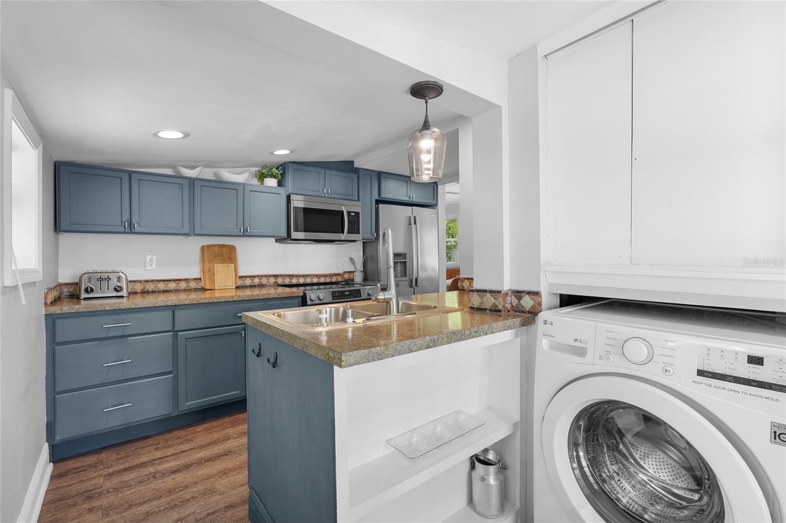 RIVERVIEW CONTINUED - Residential