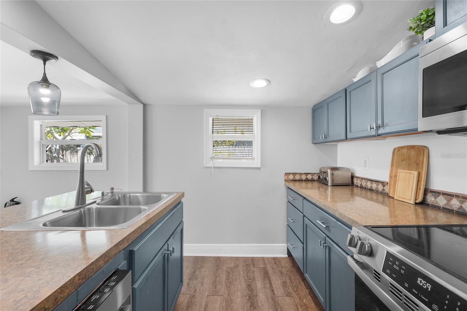 RIVERVIEW CONTINUED - Residential