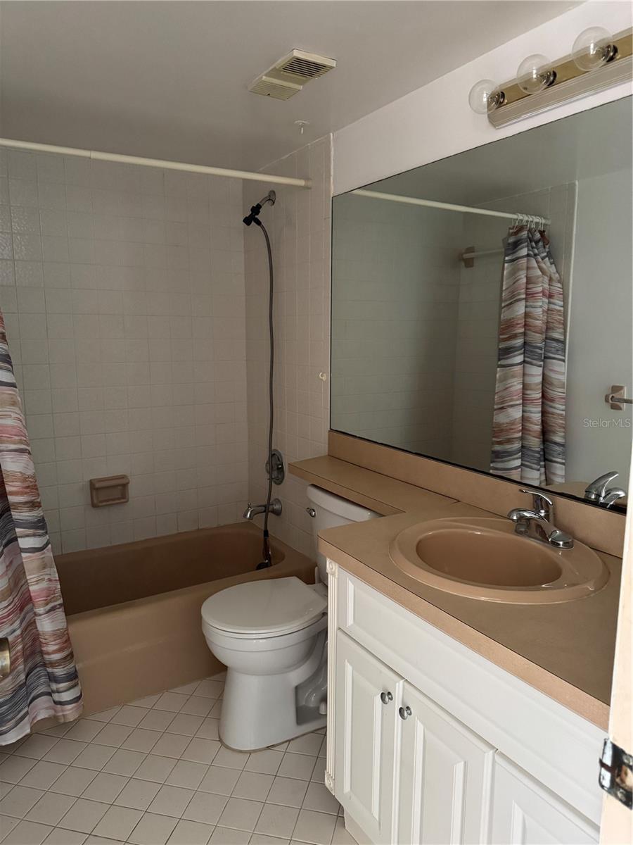 GULF HARBORS CONDO - Residential