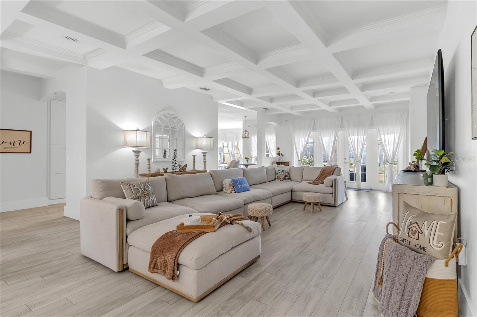 3609 VALLEYVIEW DRIVE
