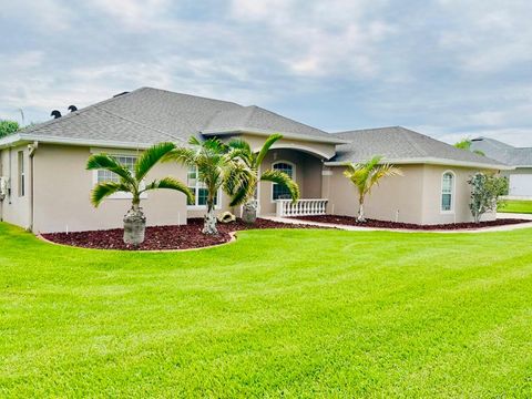 Photo of 13017 Colonnade Circle, Clermont, FL 34711 (MLS # O6340411)